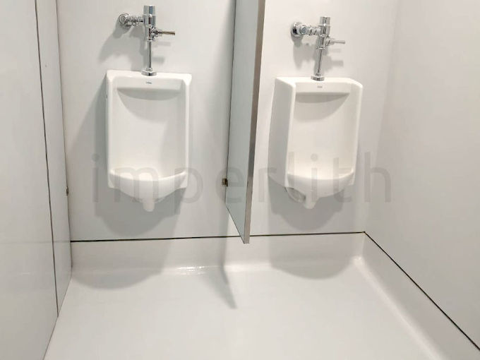 Piso baño 01 Piso epóxico con curva sanitaria